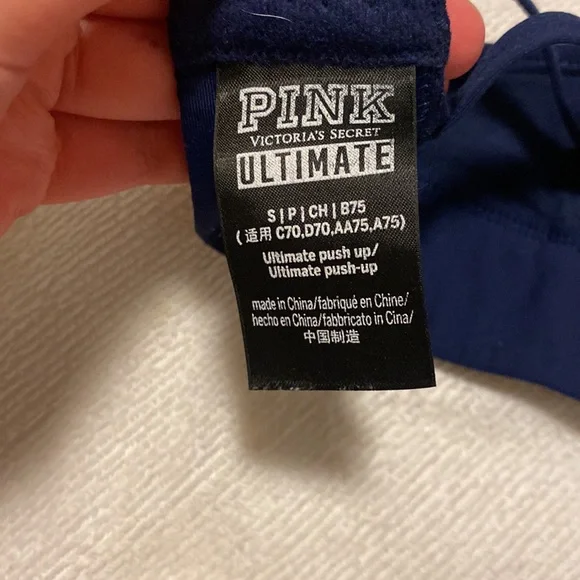 PINK/ VS ultimate criss cross bra size small - Picture 4 of 6